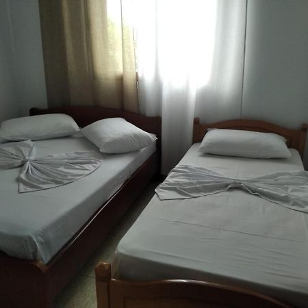 Hako Apartments Sarande Bagian luar foto